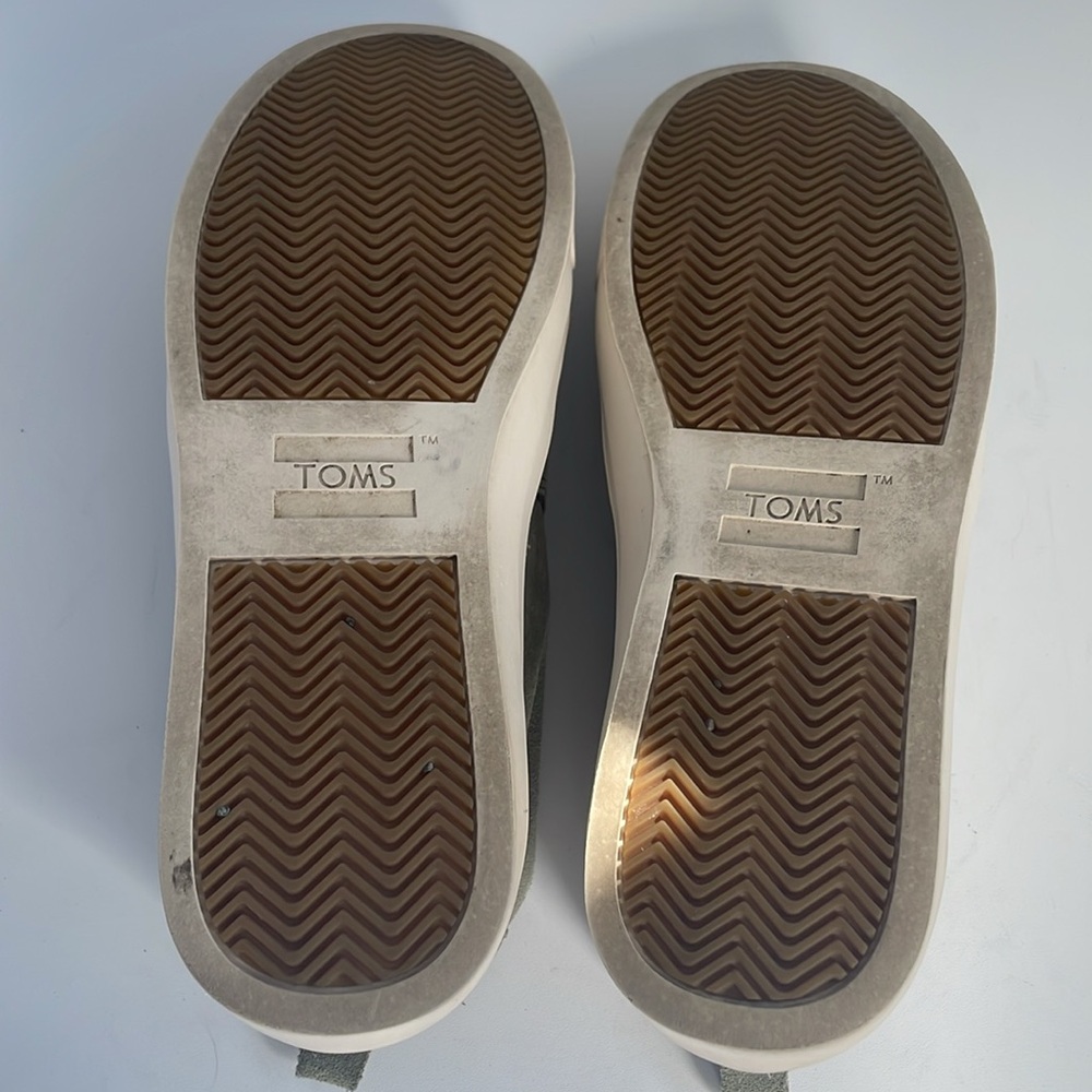 Toms Paxton Women’s Suede Slip-On Sneakers Green Gray Ankle Booties Size 8 M - Picture 12 of 14